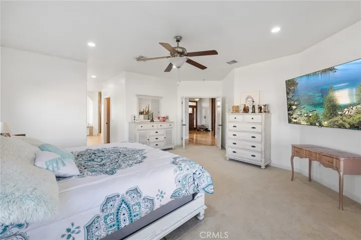 39815 18th Street W, Palmdale, California 93551