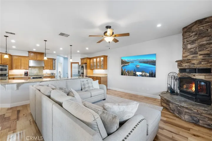39815 18th Street W, Palmdale, California 93551