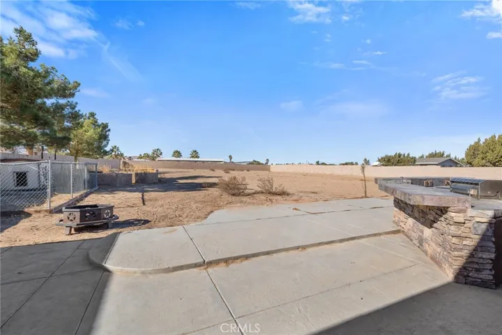 39815 18th Street W, Palmdale, California 93551