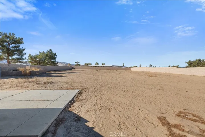 39815 18th Street W, Palmdale, California 93551