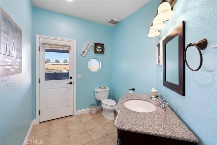 39815 18th Street W, Palmdale, California 93551