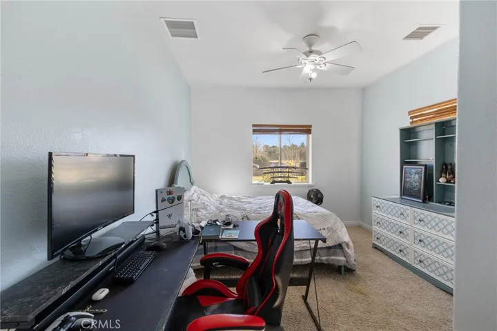 39815 18th Street W, Palmdale, California 93551