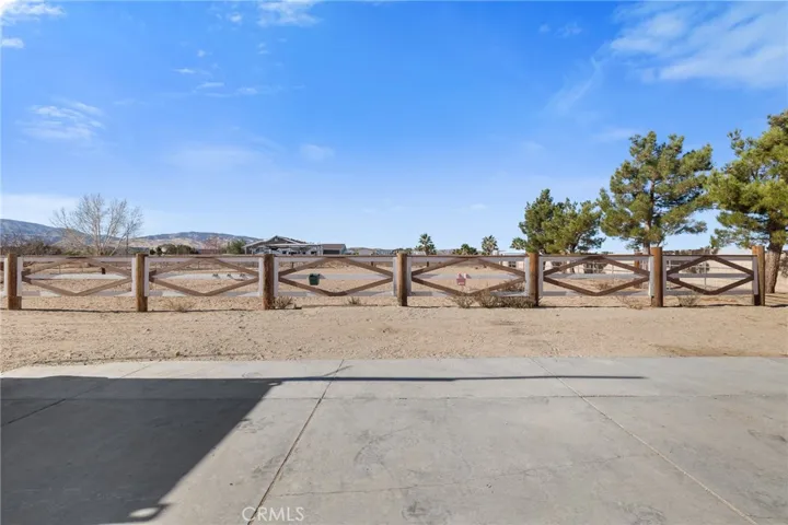39815 18th Street W, Palmdale, California 93551