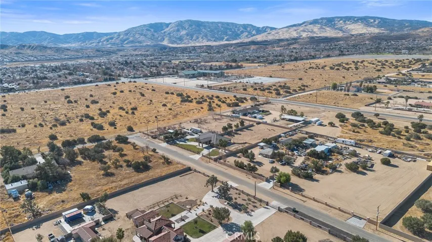 39815 18th Street W, Palmdale, California 93551