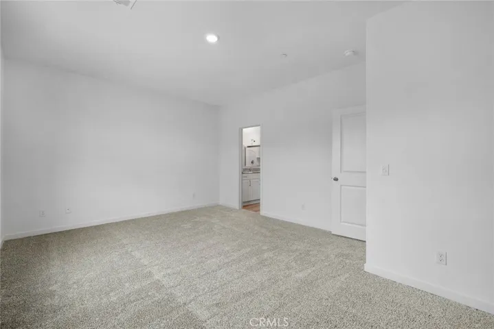 12329 Craven Way, Victorville, California 92392