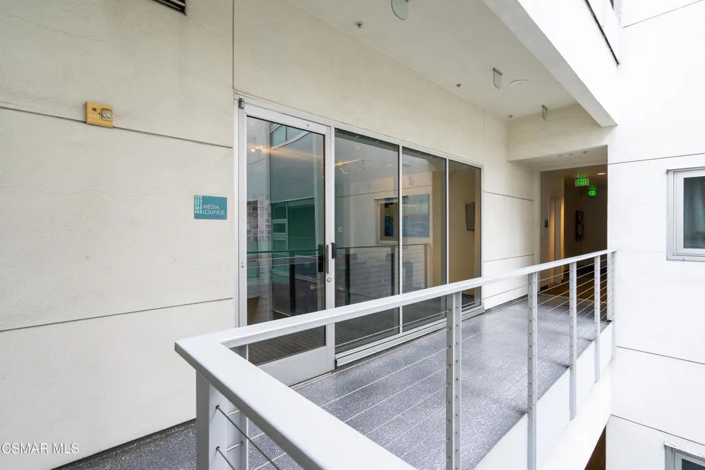 630 W 6th Street 303, Los Angeles, California 90017 home-pic-19