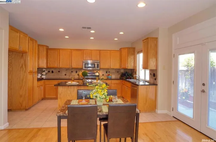 2473 Colby Ct, Tracy, California 95377