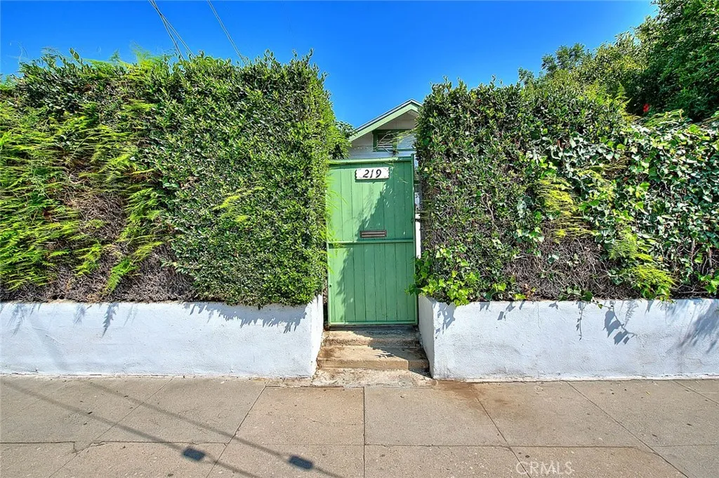 219 S Avenue 60, Los Angeles, California 90042 home-pic-7