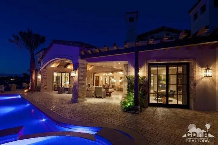 Pool2