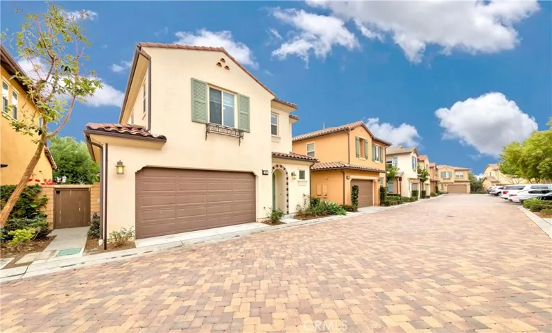 46 Clover, Lake Forest, California 92630