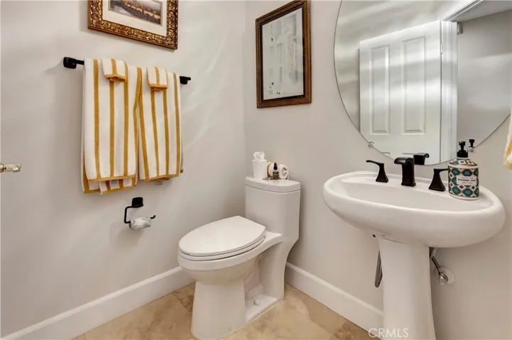 Guest powder room
