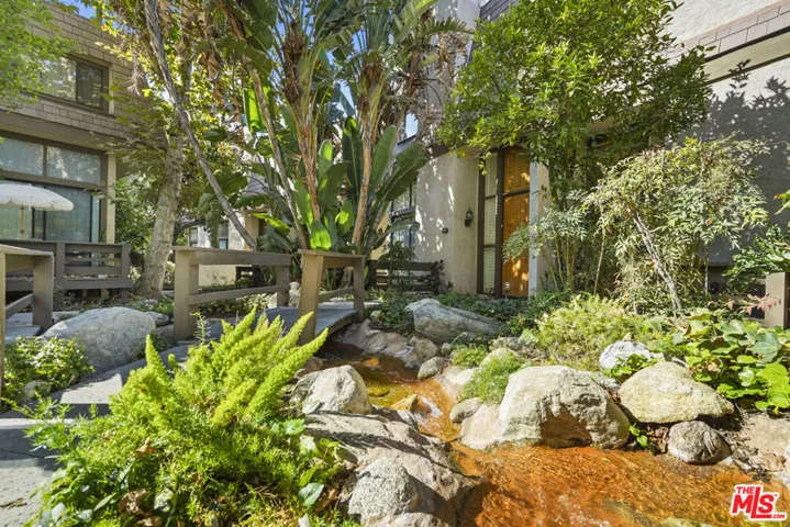 9000 Vanalden Avenue 187, Northridge, California 91324