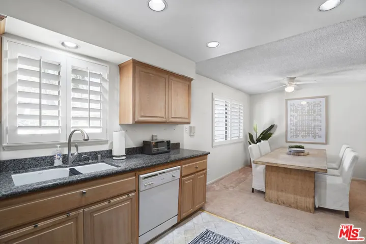 9000 Vanalden Avenue 187, Northridge, California 91324