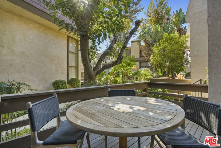 9000 Vanalden Avenue 187, Northridge, California 91324