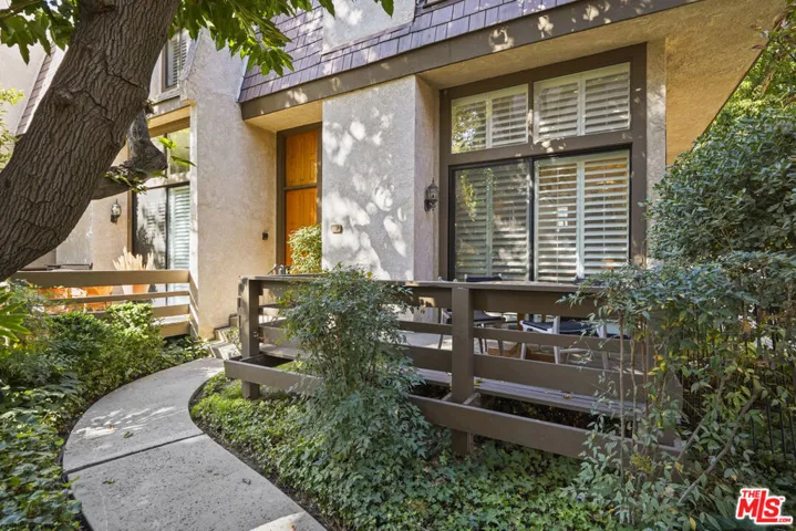 9000 Vanalden Avenue 187, Northridge, California 91324