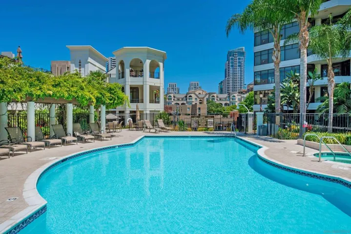 700 W Harbor Dr 103, San Diego, California 92101