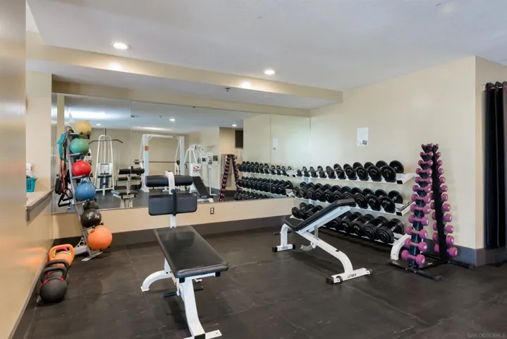 700 W Harbor Dr 103, San Diego, California 92101