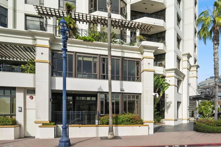 700 W Harbor Dr 103, San Diego, California 92101