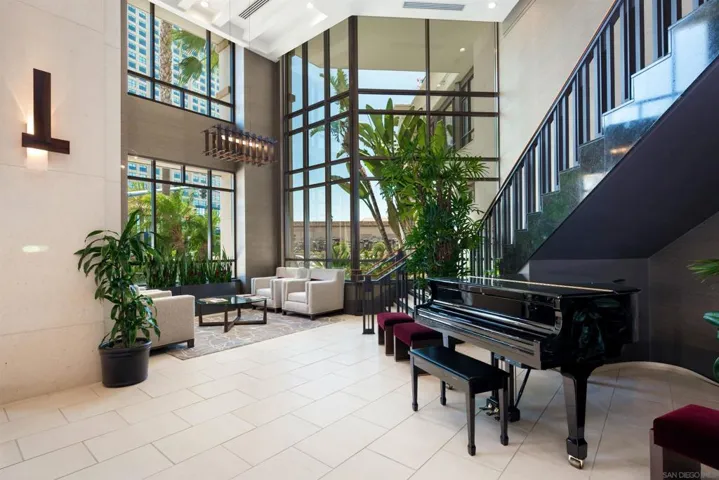 700 W Harbor Dr 103, San Diego, California 92101