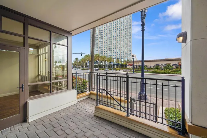 700 W Harbor Dr 103, San Diego, California 92101
