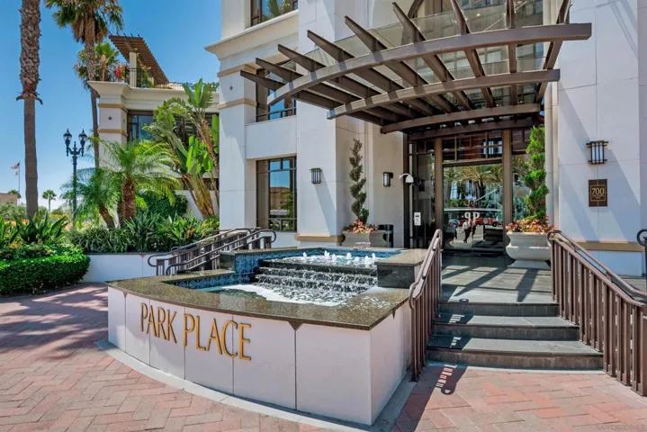 700 W Harbor Dr 103, San Diego, California 92101
