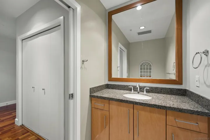 700 W Harbor Dr 103, San Diego, California 92101