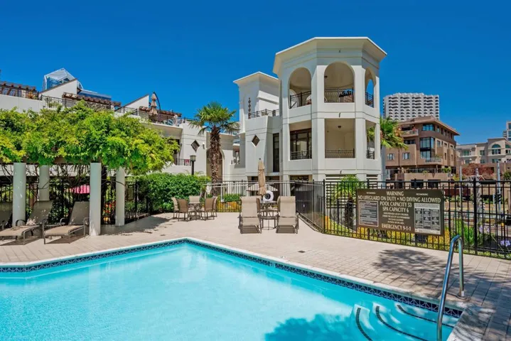 700 W Harbor Dr 103, San Diego, California 92101