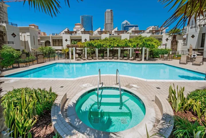 700 W Harbor Dr 103, San Diego, California 92101