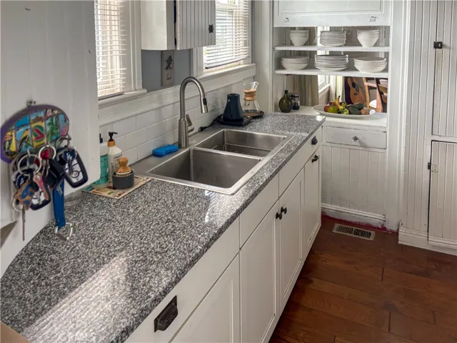 1045 -1049 Islay Street, San Luis Obispo, California 93401