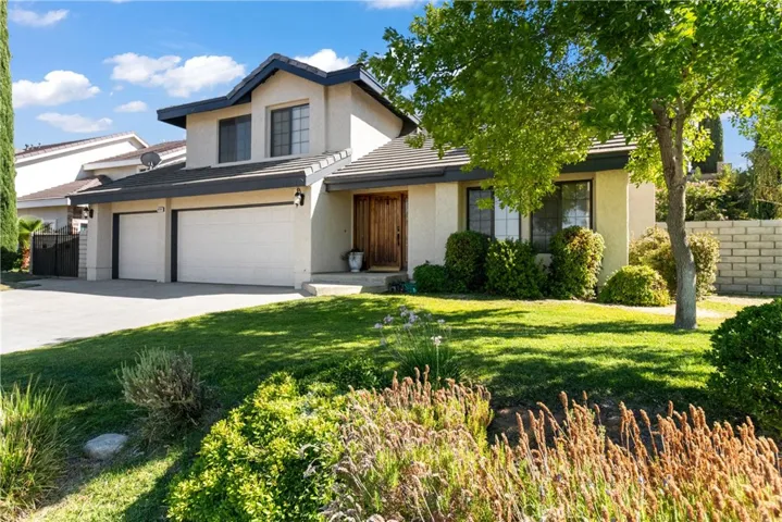 6556 Manzanita Drive, Palmdale, California 93551
