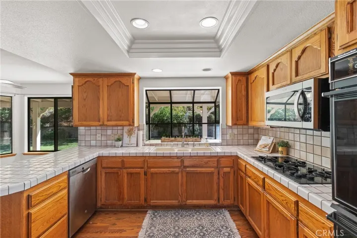 6556 Manzanita Drive, Palmdale, California 93551
