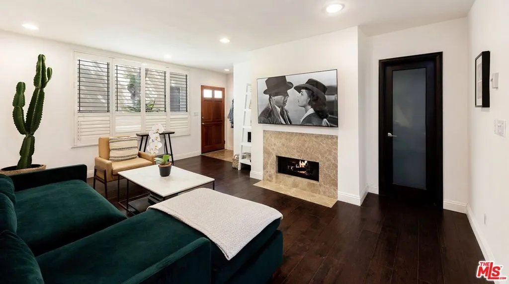 933 17th Street 9, Santa Monica, California 90403 home-pic-1