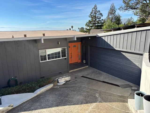 15841 Alta Vista Way, San Jose, California 95127