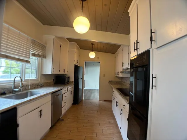 15841 Alta Vista Way, San Jose, California 95127