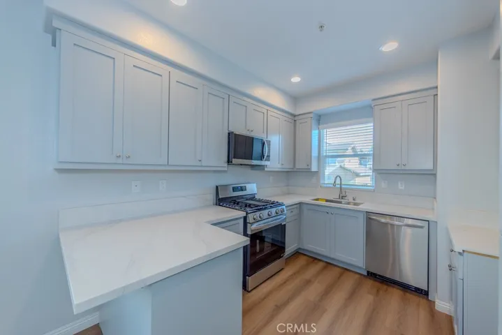 6180 Lincoln Avenue 7, Cypress, California 90630