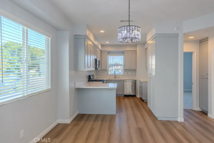 6180 Lincoln Avenue 7, Cypress, California 90630
