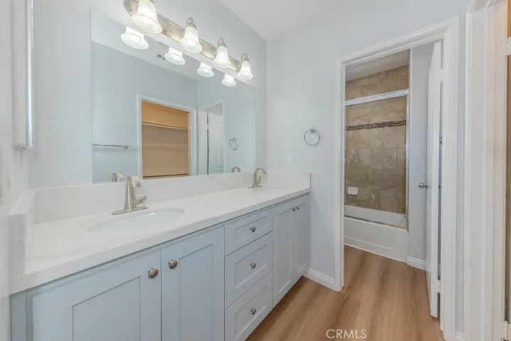 6180 Lincoln Avenue 7, Cypress, California 90630