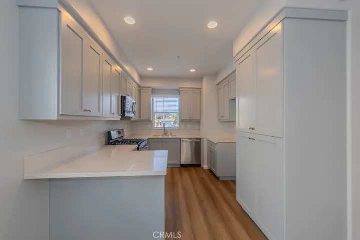 6180 Lincoln Avenue 7, Cypress, California 90630