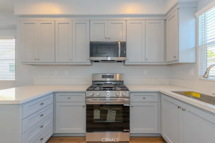 6180 Lincoln Avenue 7, Cypress, California 90630