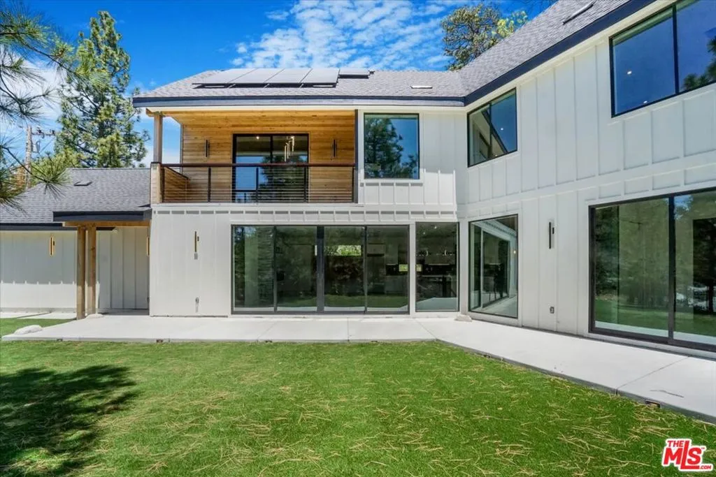 1021 Teakwood Drive, Lake Arrowhead, California 92352 home-pic-7