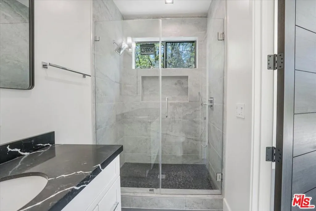 1021 Teakwood Drive, Lake Arrowhead, California 92352 home-pic-31