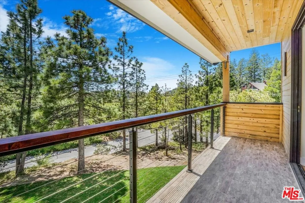 1021 Teakwood Drive, Lake Arrowhead, California 92352 home-pic-46