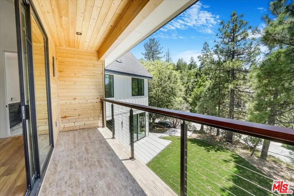 1021 Teakwood Drive, Lake Arrowhead, California 92352 home-pic-47