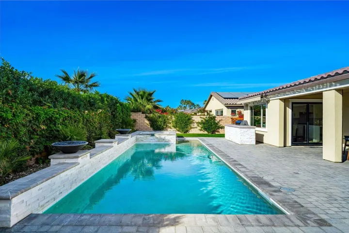 28-web-or-mls-TH_Palazio_OPMG_1224_028