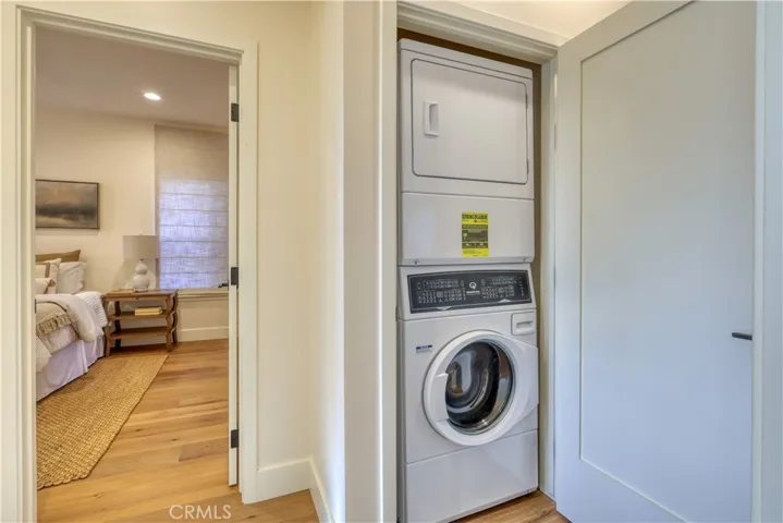 Stackable laundry