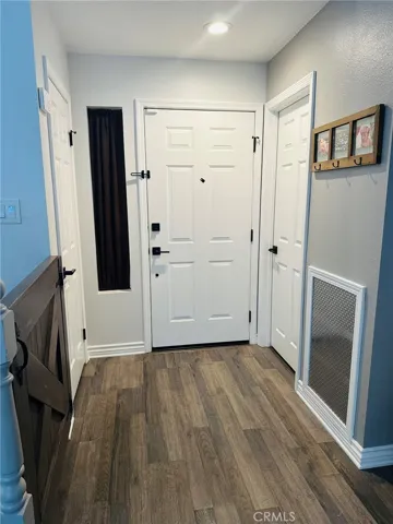 ENTRANCE AREA