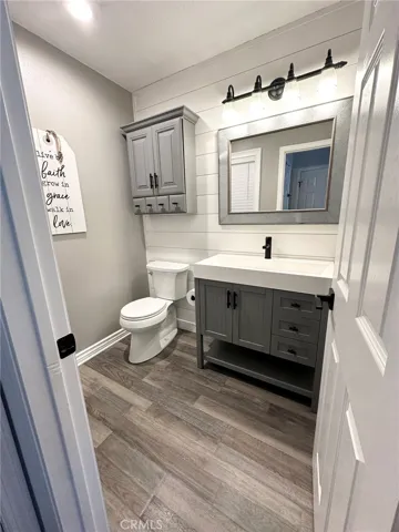 HALF BATH DOWN