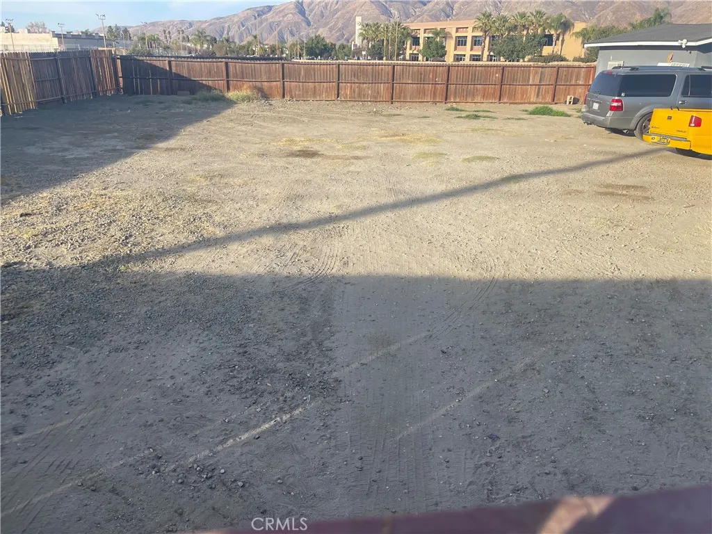 421 E Commonwealth Avenue 423, San Jacinto, California 92583 home-pic-4
