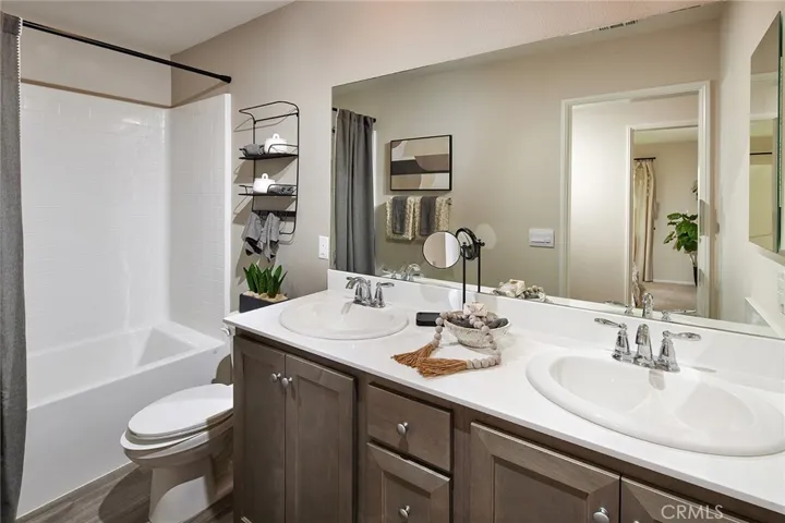 1430 Giosetta Street, Perris, California 92571