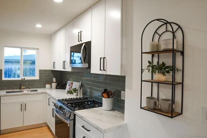 8687 Fanita, Santee, California 92071